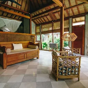 Guest house Zin Berawa &